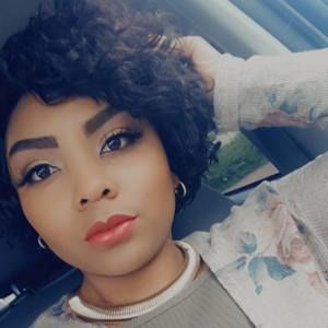 Meet your Posher, Aneshia